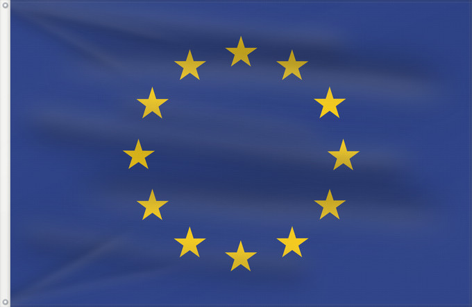 Bandiera, con due occhielli metallici e lato dell'asta rinforzato: Europe	Europe is the flag and emblem of the European Union  EU  and Council of Europe  CoE	Européen est le symbole non seulement de l’Union européenne	La Unión Europea consta de doce estrellas amarillas sobre fondo azul	Die Europaflagge besteht aus einem 