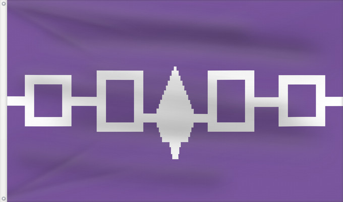 Bandiera, con due occhielli metallici e lato dell'asta rinforzato: Iroquois	Iroquois Confederacy, Hiawatha Belt	Confédération Iroquoise	Confederación Iroquesa (Cinturón de Hiawatha)	Irokesen-Konföderation (Hiawatha-Gürtel)	Confederazione Irochese (Cintura di Hiawatha)