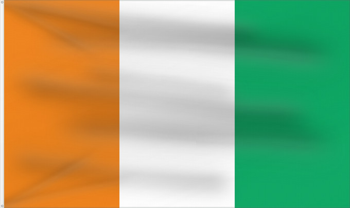 Bandera, con dos ojales metálicos y lado del asta reforzado: Côte d'Ivoire