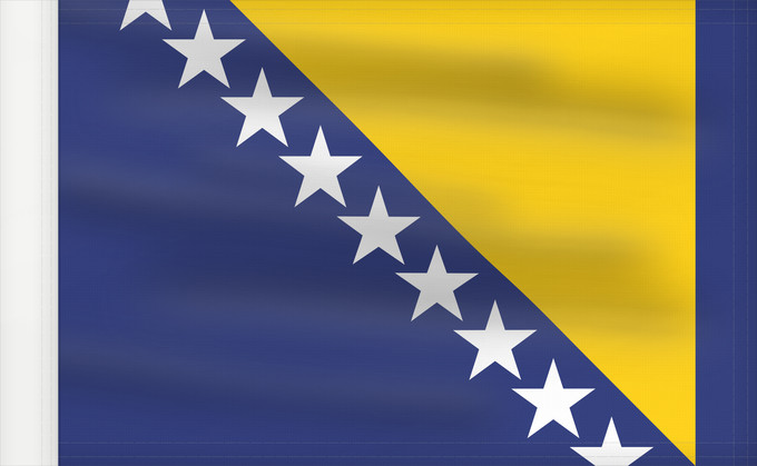 Drapeau, avec guindant renforcé : Bosnia and Herzegovina	Bosnie-Herzégovine	Bosnia y Herzegovina	Bosnien und Herzegowina	Bosnia-Erzegovina	Bosnië en Herzegovina	Bośni i Hercegowiny	علم البوسنة والهرسك	Bosne i Hercegovine	Bosny a Hercegoviny	Боснꙑ ꙁнамѧ / Ⰱⱁⱄⱀⱏⰺ ⰸⱀⰰⰿⱔ	Bosnien-Hercegovinas	