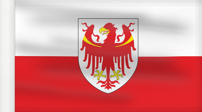 Bandera, con lado del asta reforzado: South Tyrol It is easy to put a border around this flag image Tyrol du Sud Tirolo del Sud Autonomen Provinz Bozen - Südtirol Provincia Autonoma di Bolzano - Alto Adige Bozen - Zuid-Tirol Bannera dâ Pruvincia Autonoma di Buzzanu - Àutu Àdici/Sutta Tirolu