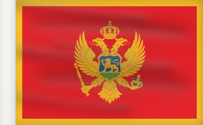 Bandera, con lado del asta reforzado: Montenegro Montenegro adopted on 13 July 2004 Monténégro Czarnogóry Сцяг Чарнагорыі Национално знаме на Черна гора Crne Gore Чрьна́ Гора́ - Ꙁнамѧ Montenegros flag i brug den 13. juli 2004 דגל מונטנגרו Montenegró モンテネグロの国旗 Знаме на Црна Гора Muntenegrulu