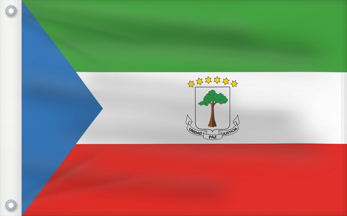 Bandera, con dos ojales metálicos y lado del asta reforzado: Equatorial Guinea	Guinée équatoriale	Guinea Ecuatorial	Äquatorialguineas	Guinea Equatoriale	Guiné Equatorial	علم غينيا الاستوائية	Guinea Equatorial	Ekvatora Gvineo	Ekuatore Gineako bandera	Bɛndɛ́lɛ ya Republiki ya Gine-Ekwatorial	Флаг Экваториальной Гвине