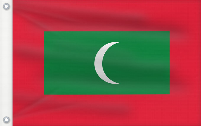 Drapeau, avec deux œillets métalliques et guindant renforcé : Maldives	Maldivas	Malediven	Maldive	Maldiven	Das Maldivas	ދިވެހިރާއްޖޭގެ ދިދަ	La Maldivoj	Флаг Мальдив	Maldivov	Maldivernas	ธงชาติ ประเทศมัลดีฟ