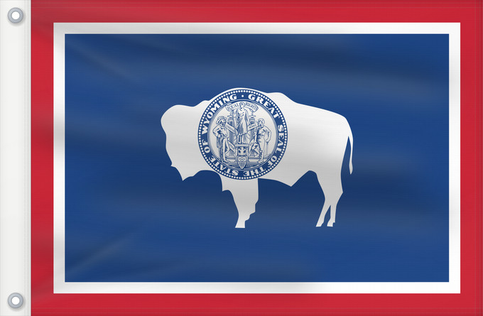 Flagge, mit zwei Metallösen und verstärktem Besatzband: Wyoming	Ka hae Waiomina	Vyominae	Wááʼóómii Hahoodzo bidah naatʼaʼí	Флаг Вайоминга	Američke savezne države Vajoming
