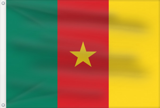 Drapeau, avec deux œillets métalliques et guindant renforcé : Cameroon Cameroun Camerún Kamerun Camerun ক্যামেরুনের পতাকা। Kamerunu Kameruno پرچم کامرون Fändel vum Kamerun Знаме на Камерун Camerunului Kameruna Kameruns