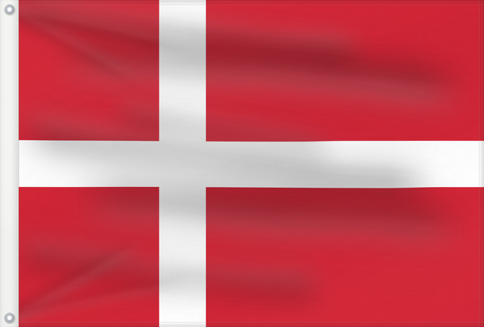 Bandera, con dos ojales metálicos y lado del asta reforzado: Denmark	Denmark   stutflag  version	Danemark	Dinamarca	Dänemarks	Danimarca	Denemarken	Danii	علم الدنمارك	Danimarka	Сцяг Даніі	Национално знаме на Дания	Banniel Danmark	Danske	Dánská vlajka	Danmarks flag - Dannebrog	Σημαία της Δανίας	Danio - Dannebrog	Taan