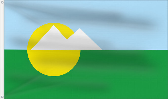 Bandera, con dos ojales metálicos y lado del asta reforzado: MontesClaros MinasGerais Brasil	Montes Claros	Município de Montes Claros no Estado de Minas Gerais