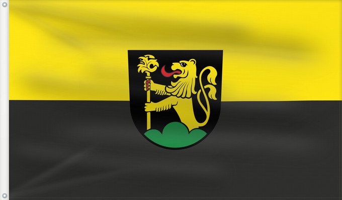 Flagge, mit zwei Metallösen und verstärktem Besatzband: Altlußheim (Nördliches Baden-Württemberg)