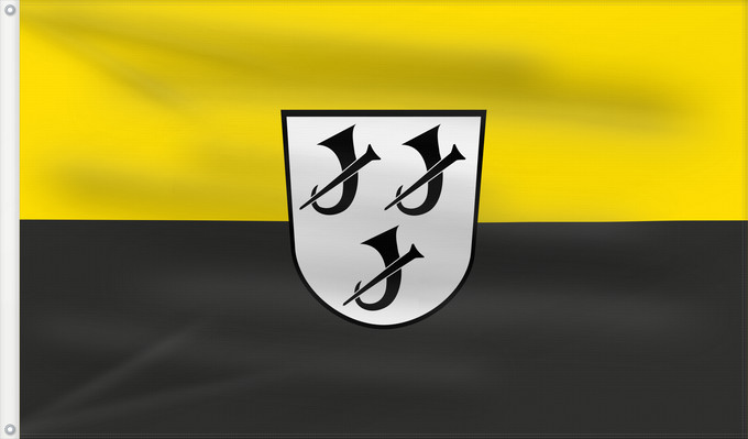 Bandera, con dos ojales metálicos y lado del asta reforzado: Gerzen (Bayerisches Golf- und Thermenland)