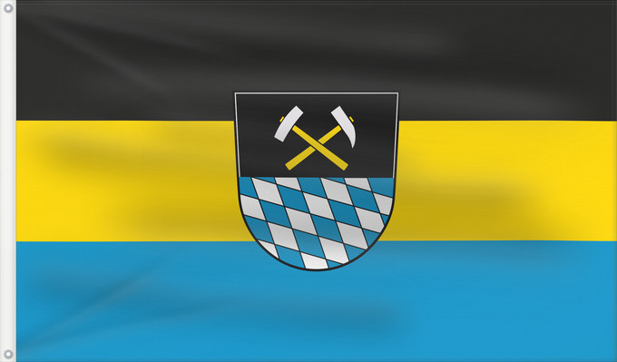 Bandera, con dos ojales metálicos y lado del asta reforzado: Freihung, M (Bayerischer Jura)