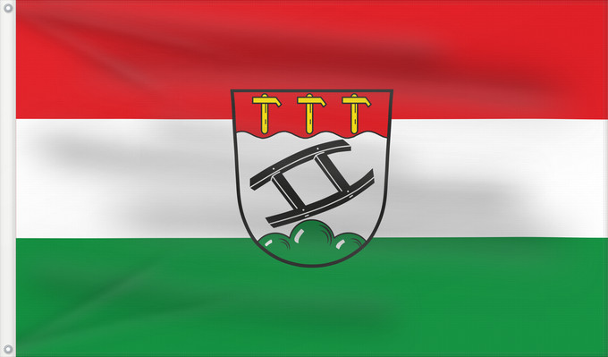 Bandera, con dos ojales metálicos y lado del asta reforzado: Maroldsweisach, M (Haßberge)