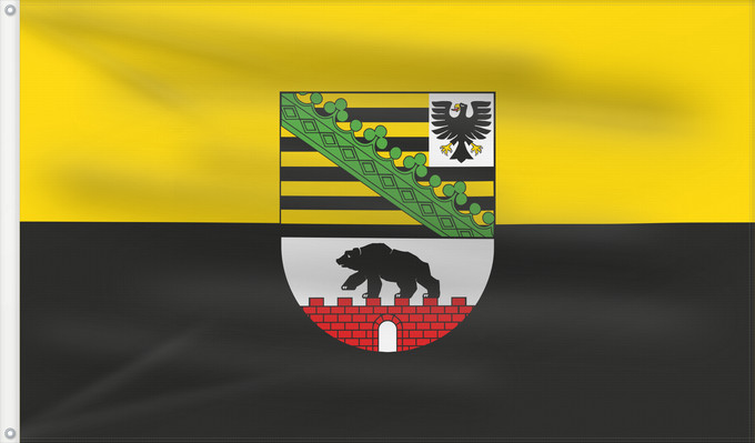 Bandera, con dos ojales metálicos y lado del asta reforzado: Saxony-Anhalt	Saxony-Anhalt 	Saxe-Anhalt	Sajonia-Anhalt	Sachsen-Anhalt	Sassonia-Anhalt