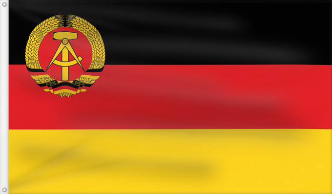 Flag, with two metal eyelets and reinforced hoist: Civil Ensign of East Germany  1959–1973	Merchant flag of the German Democratic Republic  1959–1973	Pavillon marchand de la République démocratique allemande  1959–1973	Mercante de la République démocratique allemande  1959–1973	Die Handelsflagge der Deuts