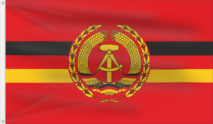 Flag, with two metal eyelets and reinforced hoist: Warships of VM East Germany Warships of VM of the German Democratic Republic République Démocratique Allemande - Pavillon de Service pour Navires de Guerre República Democrática Alemana - Bandera de Servicio para Buques de Guerra Dienstflagge für Kampfsc