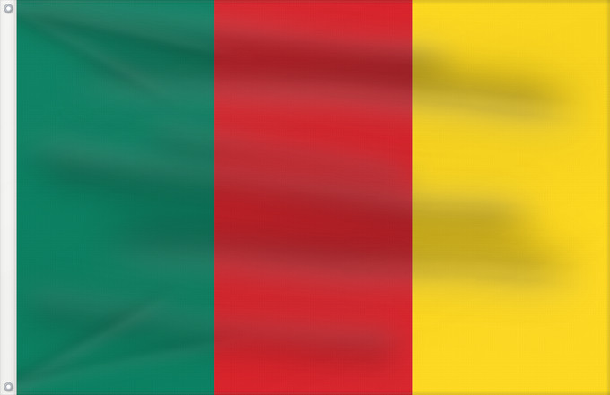 Bandera, con dos ojales metálicos y lado del asta reforzado: Cameroon  1957–1961	Cameroon  1957-1961	Cameroun (1957–1961)	Camerún (1957–1961)	Kamerun  1957-1961	Camerun (1957–1961)	Kamerunu  1957-1961	Kameruno  1957-1961	Kameruna  1957-1961