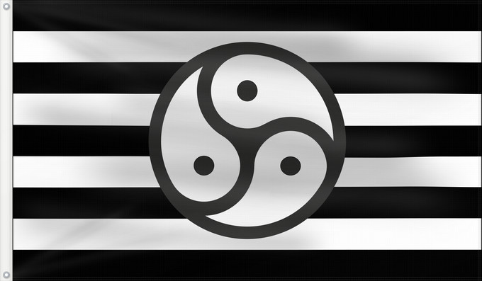 Drapeau, avec deux œillets métalliques et guindant renforcé : BDSM Rights Flag Black and White	The BDSM Rights Flag is intended to represent the belief that people whose sexuality or relationship preferences include Bondage and Discipline	Drapeau des droits BDSM (Noir et Blanc)	Bandera de Derechos BDSM (Blanco y Neg