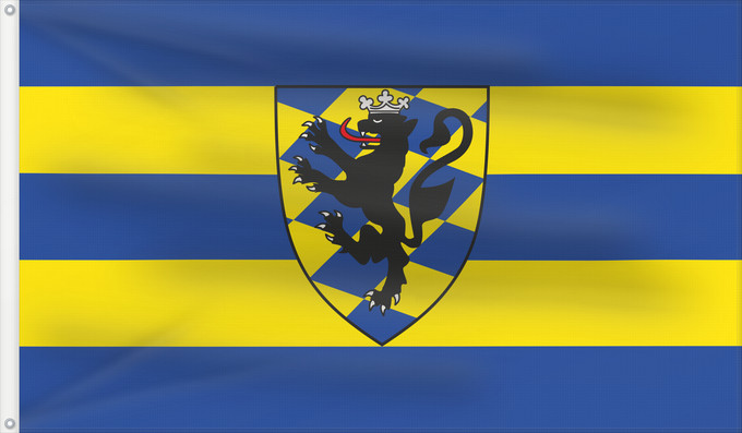 Drapeau, avec deux œillets métalliques et guindant renforcé : Beelen	Municipality of Beelen	Municipalité de Beelen	Municipio de Beelen	Gemeinde Beelen   Die Hissflagge zeigt die Farben Blau-Gelb-Blau-Gelb-Blau im Verhältnis 1 1 1 1 1 quergestreift mit dem Gemeindewappen in der Mitte des Tuches	Comune di Beelen