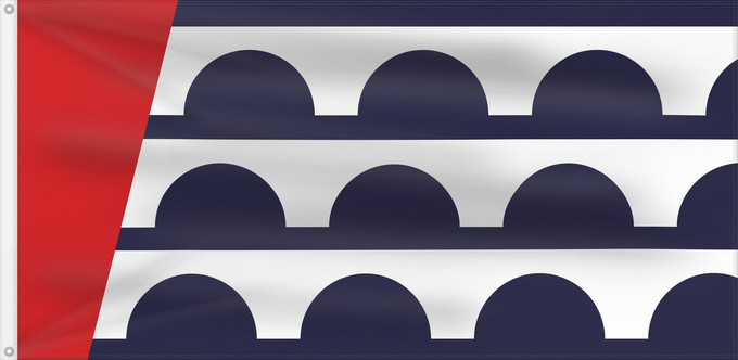 Flag, with two metal eyelets and reinforced hoist: Des Moines, Iowa	Des Moines