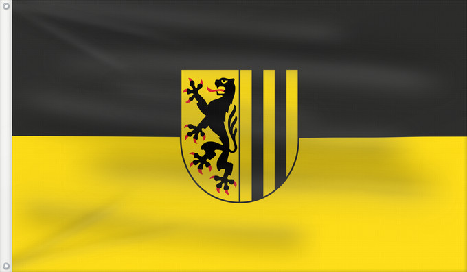 Drapeau, avec deux œillets métalliques et guindant renforcé : Dresden  old version	Dresden (old version)	Dresde (ancienne version)	Dresden (versión antigua)	City flag of Dresden	Dresda (vecchia versione)