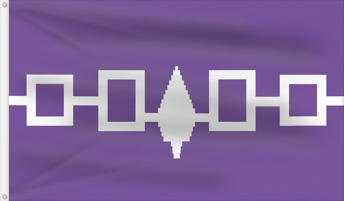 Bandiera, con due occhielli metallici e lato dell'asta rinforzato: Iroquois	Iroquois Confederacy, Hiawatha Belt	Confédération Iroquoise	Confederación Iroquesa (Cinturón de Hiawatha)	Irokesen-Konföderation (Hiawatha-Gürtel)	Confederazione Irochese (Cintura di Hiawatha)