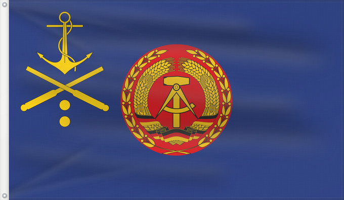 Drapeau, avec deux œillets métalliques et guindant renforcé : Minister of defence  admiral  - East Germany	Minister of defence of the German Democratic Republic with the rang - Flottenadmiral  OF-9	Verteidigungsministers der Deutschen Demokratischen Republik im Rang - Flottenadmiral  OF-9	Флаг министра обороны в Гер