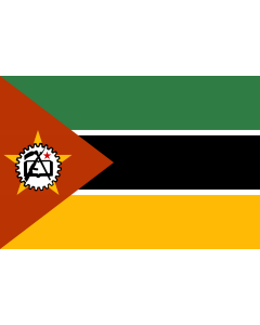 Flag: Mozambique between April - 1 May 1983 |  landscape flag | 1.35m² | 14.5sqft | 90x150cm | 3x5ft 